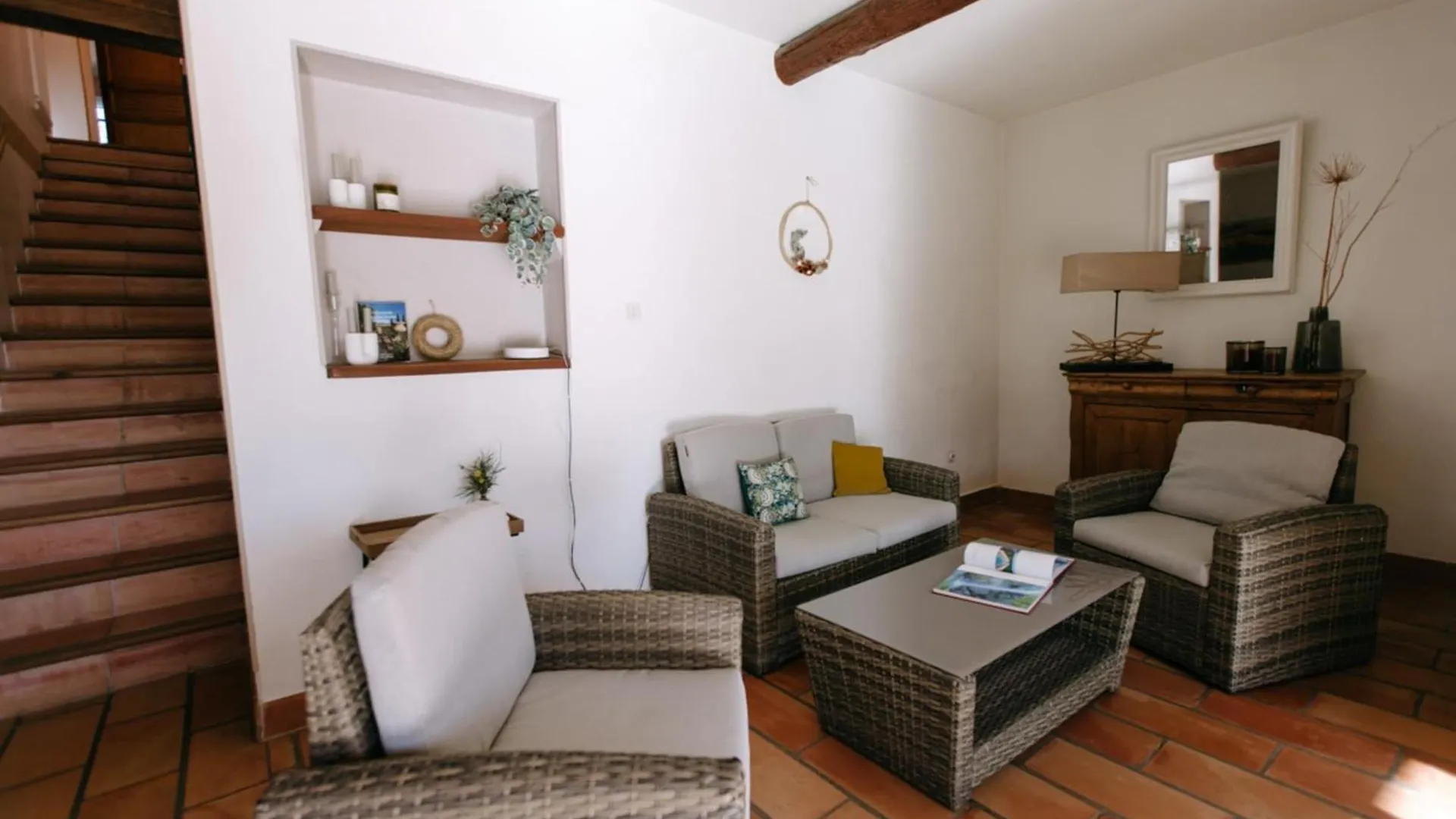 The Bamboos - Private Heated Swimming Pool Villa Lagnes France