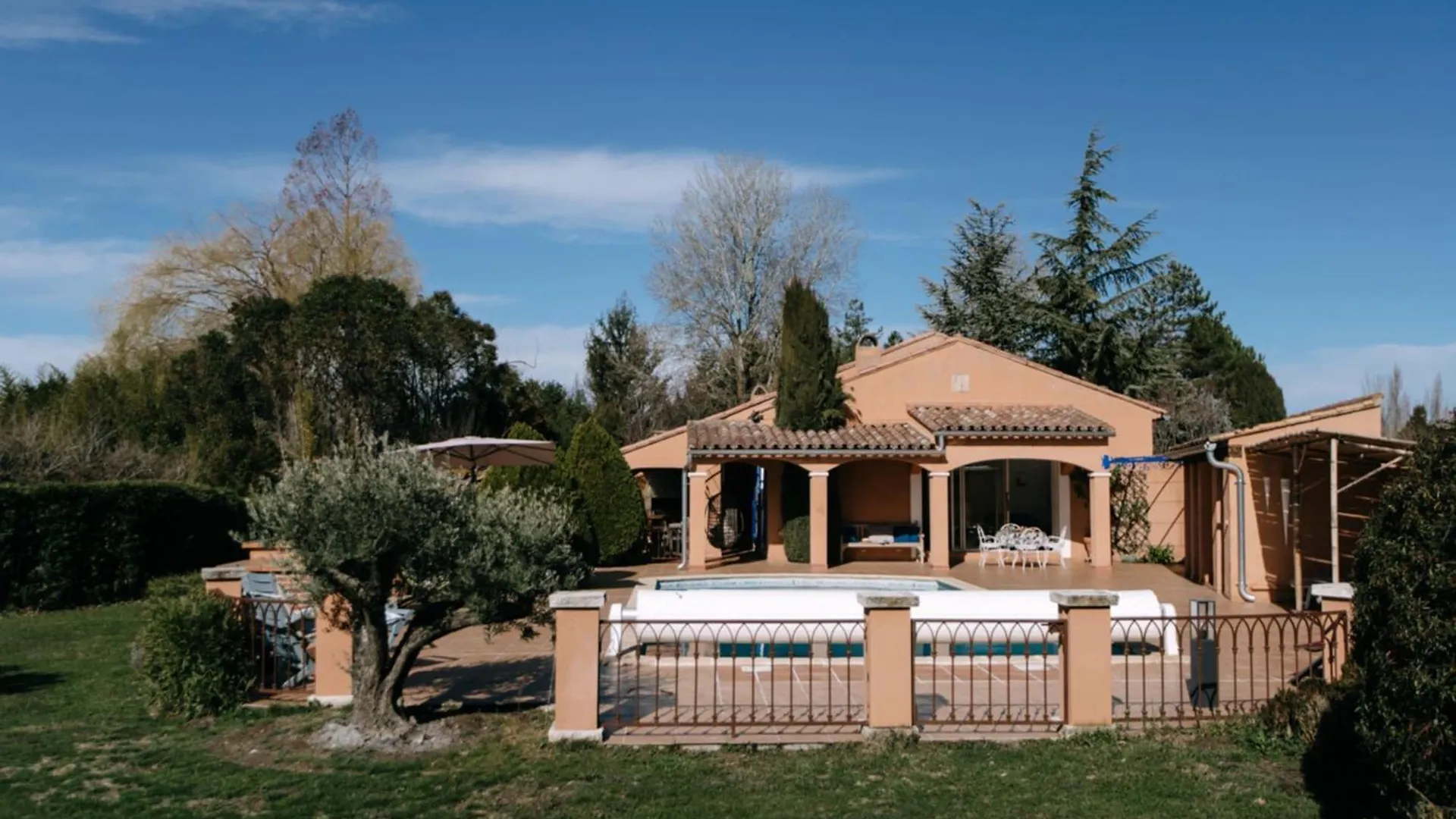 The Bamboos - Private Heated Swimming Pool Villa Lagnes France